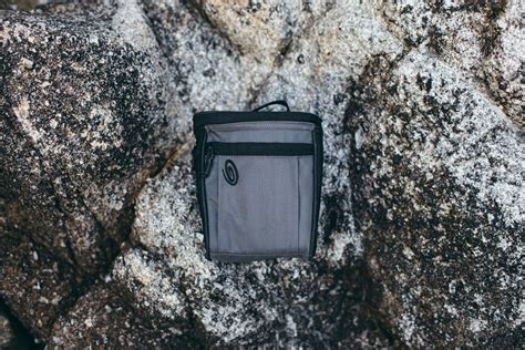 How to Comfortably Go Backpacking with a DSLR - The Phoblographer