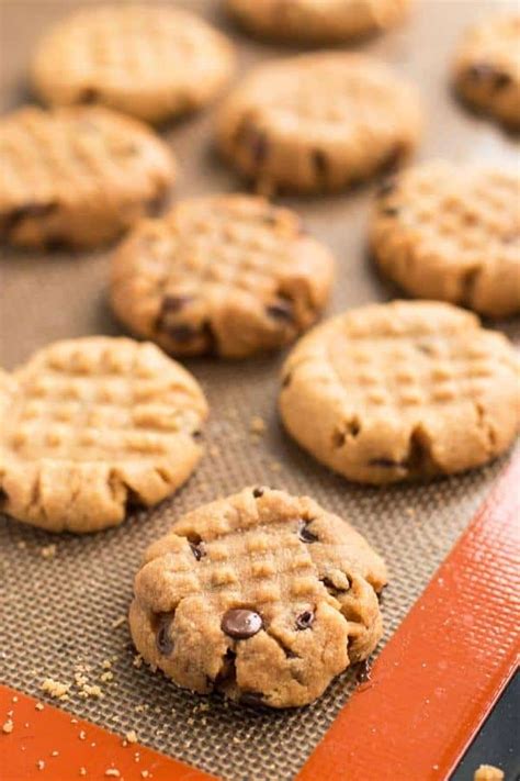 Chocolate Chip Peanut Butter Cookies 4 Ingredient Recipe