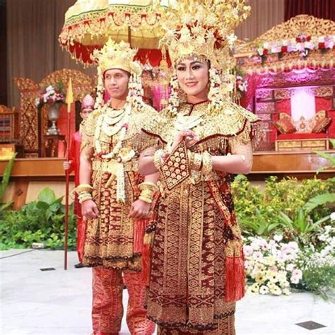 Discover Pakaian Adat Sumatera Selatan Image