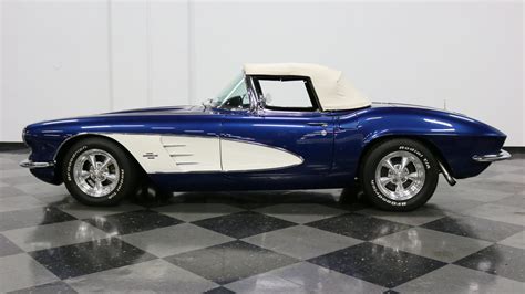 1961 C1 Corvette Is A Tasteful Restomod Corvetteforum