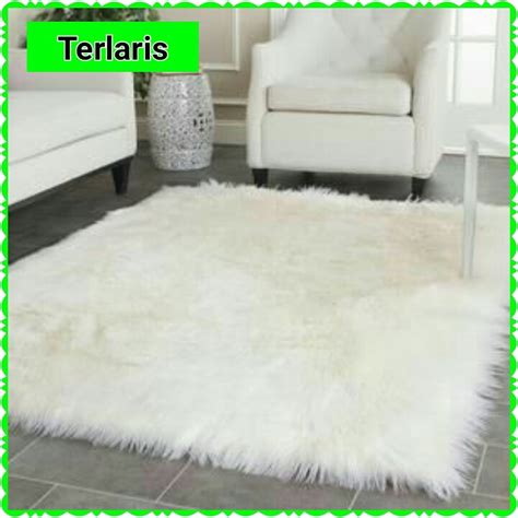 Kamu bisa menemukan penjual karpet bulu lembut dari seluruh indonesia yang terdekat dari lokasi & wilayah kamu sekarang. Karpet bulu putih lembut korea putih 150x100cm bisa buat ...