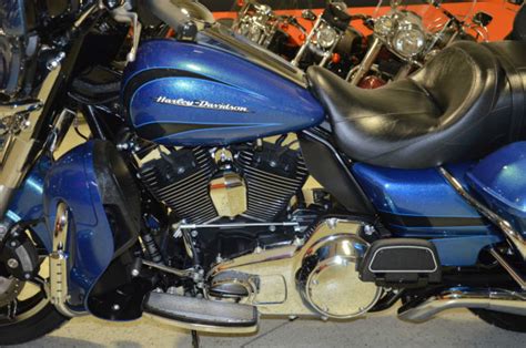 Years of testing is now available in 4 fully functional tour screens. 2014 Daytona Blue Harley Davidson Electra Glide Ultra ...