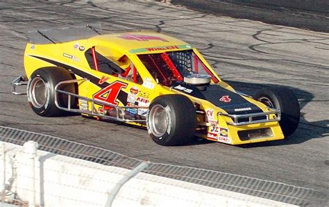Whelen Modified Tour Returns To Thompson In Midst Of Busy Stretch