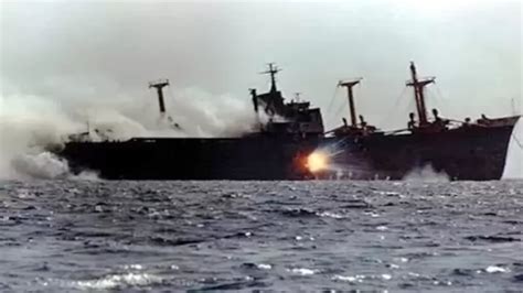 Tak Mengetahui Peringatan Kapal Kargo Jepang Terkena Rudal Rusia Di