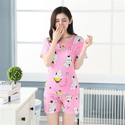 Factory Sales 2017 Women Pajamas Set Thin Cartoon Summer Girlfriend T Indoor Cloth Home Suit