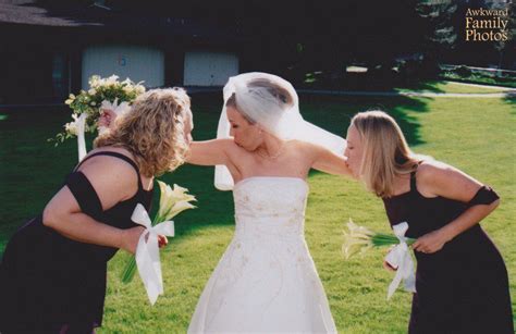 The Most Awkward Bridesmaid Moments Caught On Camera Trendzified