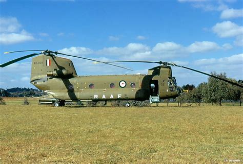 Boeing Ch 47 Chinook · The Encyclopedia Of Aircraft David C Eyre