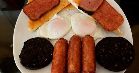My Filling Breakfast Bacon Grill Black Pudding Sausage Eggs Recipe