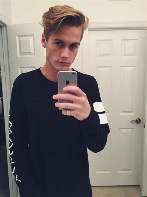 Photos And Videos By Neels Visser Neelsvisser1 Cool Hairstyles For