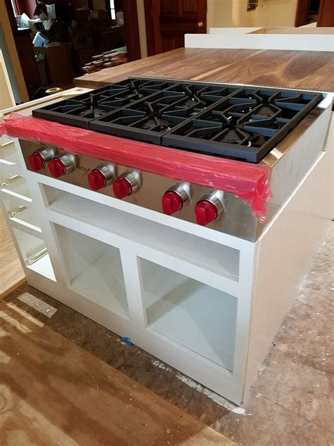 Our founder, charles belling, regularly used the catchphrase 'you can't beat a belling' to describe the clever and innovative ideas we have brought to cooking appliances for over a century. Wolf rangetop installed! | Kitchen remodel, Kitchen ...