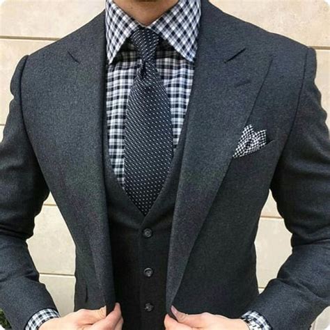 You can place oem orders on these items and can also customize them in terms of color. 2019 Latest Coat Pant Designs Dark Grey Tweed Suit Men ...
