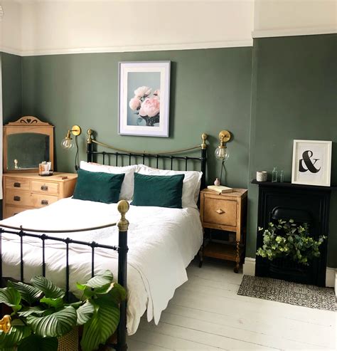 14 Sage Green Bedroom Ideas