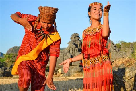 Baju Pokko Toraja Dinas Kebudayaan Dan Pariwisata Provinsi Sulawesi Selatan
