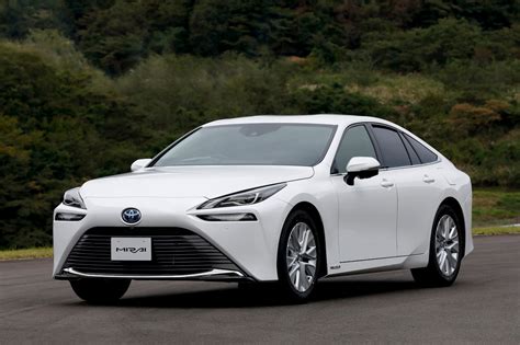 2021 Toyota Mirai Fcv With 850 Km Range Launched In Japan