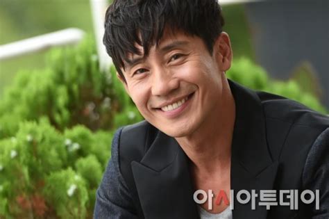 인터뷰 mbc '황금마차' 주인공 엄지원. 인터뷰 '올레' 신하균 "남자들끼리 모이면 여자 얘기 술술 ...