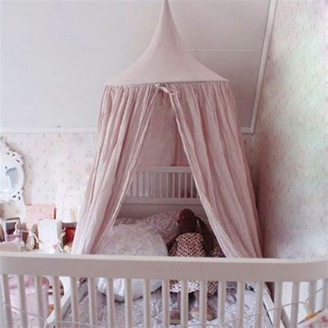 And speaking of comfort, the drapes hanging from the canopy can be closed to encircle the bed and thus make it feel warmer with the heat they trap, a major plus point if you live in relatively cold climates. WALFRONT Round Dome Hanging Bed Canopy Mosquito Net ...