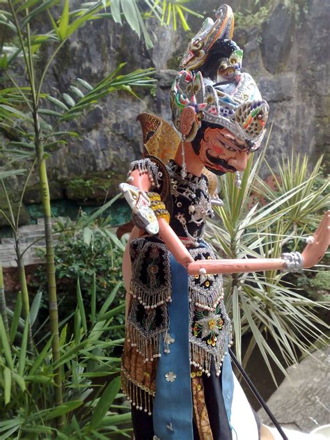 Gareng merupakan salah satu anggota punakawan dan murni karangan pujangga jawa. 📌 Tokoh & Karakter (Gatotkaca) 🔖 #Wayang #WayangGolek # ...