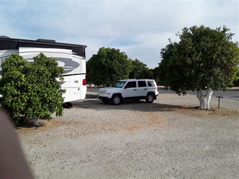 Whether you are just passing through bakersfield, ca or planning an extended visit, orange grove rv park welcomes you with all the conveniences you need for a relaxing stay. Orange Grove RV Park - Bakersfield, CA - RV Park Reviews