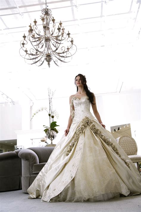 Kleinfelds Most Expensive Pnina Tornai Gown Ever Expensive Wedding