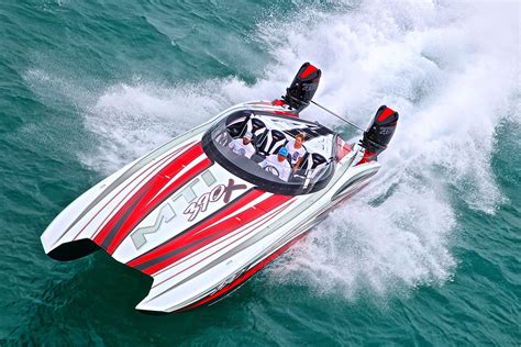 Mtis New 390x Sparkles In Key West Speed On The Water