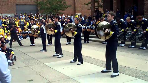 University Of Michigan Marching Band Steps Show September 4 2007 Youtube