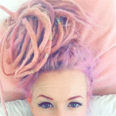 Pin By Michelle Jacobsz On Gurl Shit In 2020 Rasta Hair Pink Dreads