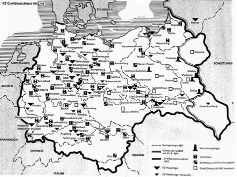 Для подготовки этого материала я использовал источники: Landkartenblog: Orte des Terrors und der Vernichtung ...