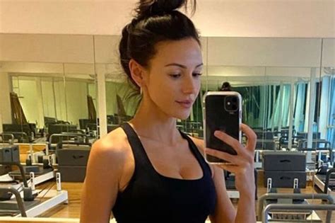 Michelle Keegan Shows Off Her Incredible Abs As She Works Out In