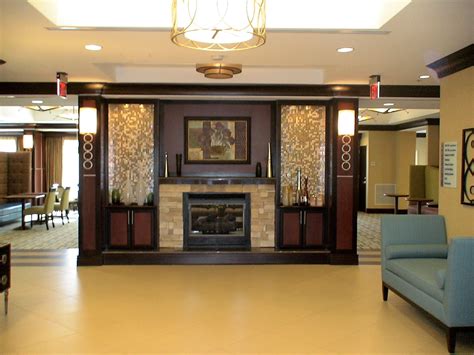 33 Modern Apartment Lobby Design