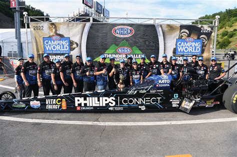 justin ashley racing and phillips connect announce multi year marketing relationship phillips