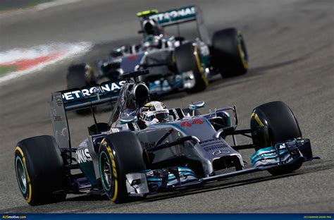 You will find the setups for dry or wet track, for qualifying or for the race, for the joypad or wheel. AUSmotive.com » 2014 Bahrain Grand Prix in pictures