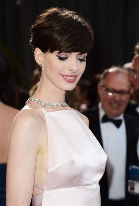 Anne Hathaway Anne Hathaway Photos Beautiful Celebrities Beautiful