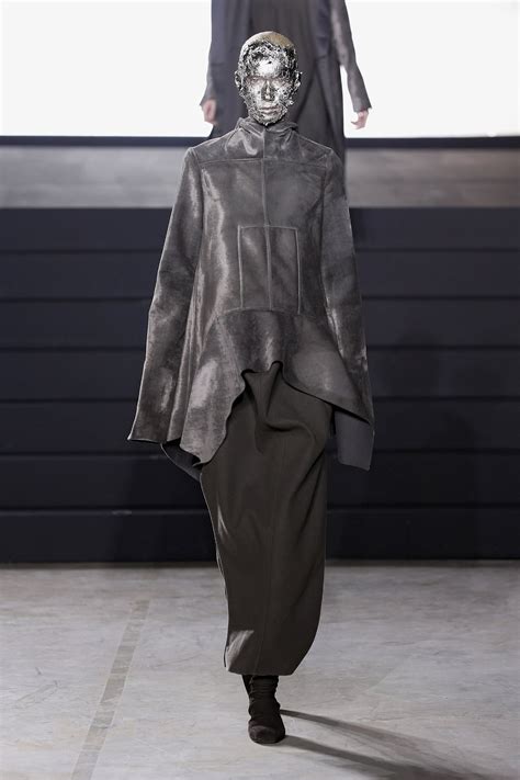 Rick Owens Ready To Wear Fashion Show Collection Fall Winter 2015