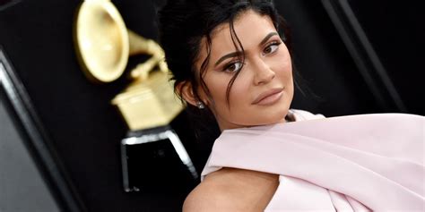Kylie Jenner Responds To Brown Skinned Girl Caption Accusations Paper Magazine