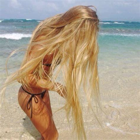 Блондинки на море со спины фото