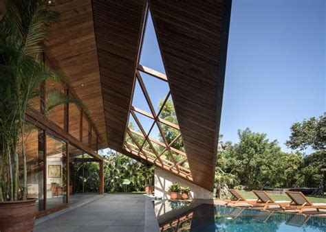 Modern Tropical Villa The Design Challenges The Boundaries Between The