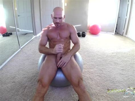 Porn Stud Johnny Sins Jerks Off While Working Out Videos