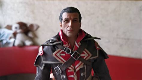 Unboxing Hot Toys Figurky Assassins Creed Rogue Shay Patrick Cormac