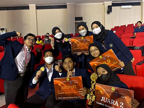 Kelompok Mahasiswa Ub Raih Juara Umum Dalam Lomba Essay Competition Di