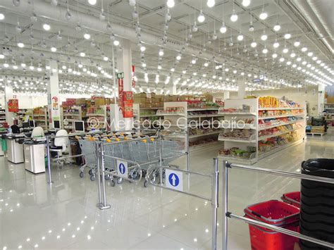 Una empresa pionera en el comercio electrónico en china. Wenzhou, el gran supermercado chino de Madrid | Mercado ...