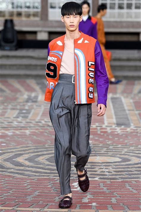 Stai cercando il film primavera, estate, autunno, inverno. Sfilata Kenzo Parigi - Collezioni Primavera Estate 2018 - Vogue | Moda uomo, Primavera estate ...