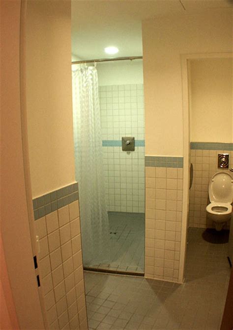 Bathroom Shower Heart Of Gold Hostel Berlin