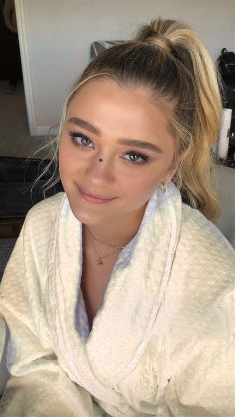 Lizzy Greene Beautiful Celebrities Celebrities Female Most Beautiful Women