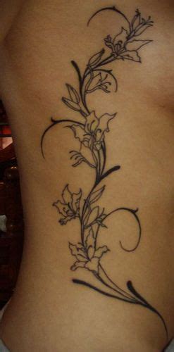 42 Best Flower Rib Tattoos Images In 2017 Flower Tattoo On Ribs Floral Tattoos Flower Tattoos