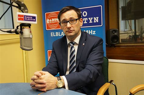 Kubica w bolidzie na ulicach warszawy. Daniel Obajtek: Dopłaty dla rolników są i będą wypłacane w ...