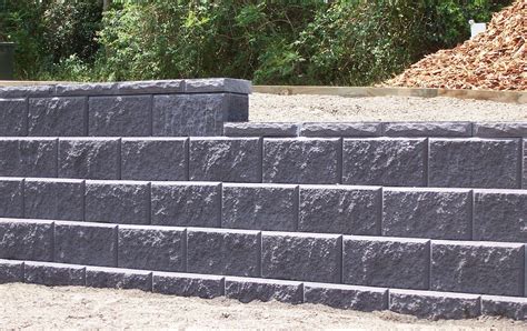 Large Concrete Retaining Wall Blocks