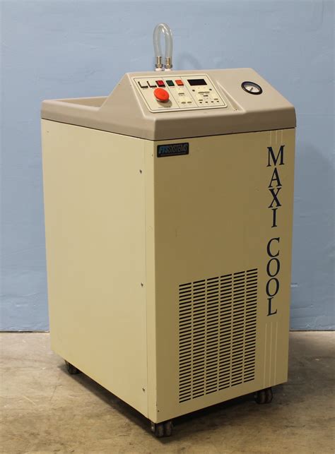Refurbished FTS Systems Maxi Cool Recirculating Chiller