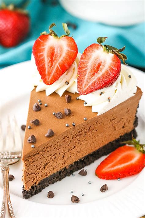 An easy cheesecake recipe that is the perfect special occasion dessert idea! Easy No-Bake Chocolate Cheesecake Recipe | Life, Love and ...