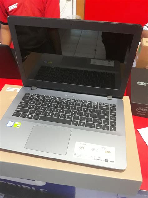 Asus splendid video enhancement technology enhances your asus notebook pc screen, reproducing richer and deeper colors for visually stunning experience. Jual TYPE BARU ASUS A442UR CORE I7 7500-RAM 4GB-HDD 1TB-VGA NVIDIA GT 940-LAYAR 14INC-GAMING ...