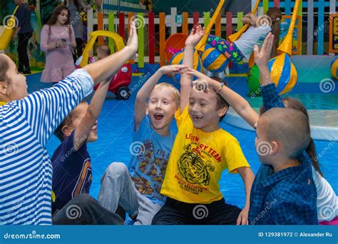 Children Play With The Animator In The Entertainment Center Cheboksary
